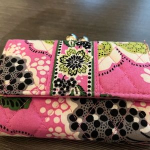 Small kisslock wallet Priscilla Pink Vera Bradley retired pattern